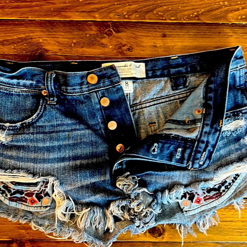 Abercrombie and fitch high rise shorts sz 8